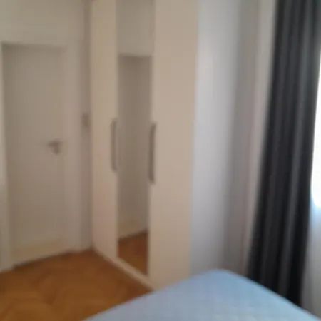 Lanterna Apartamento